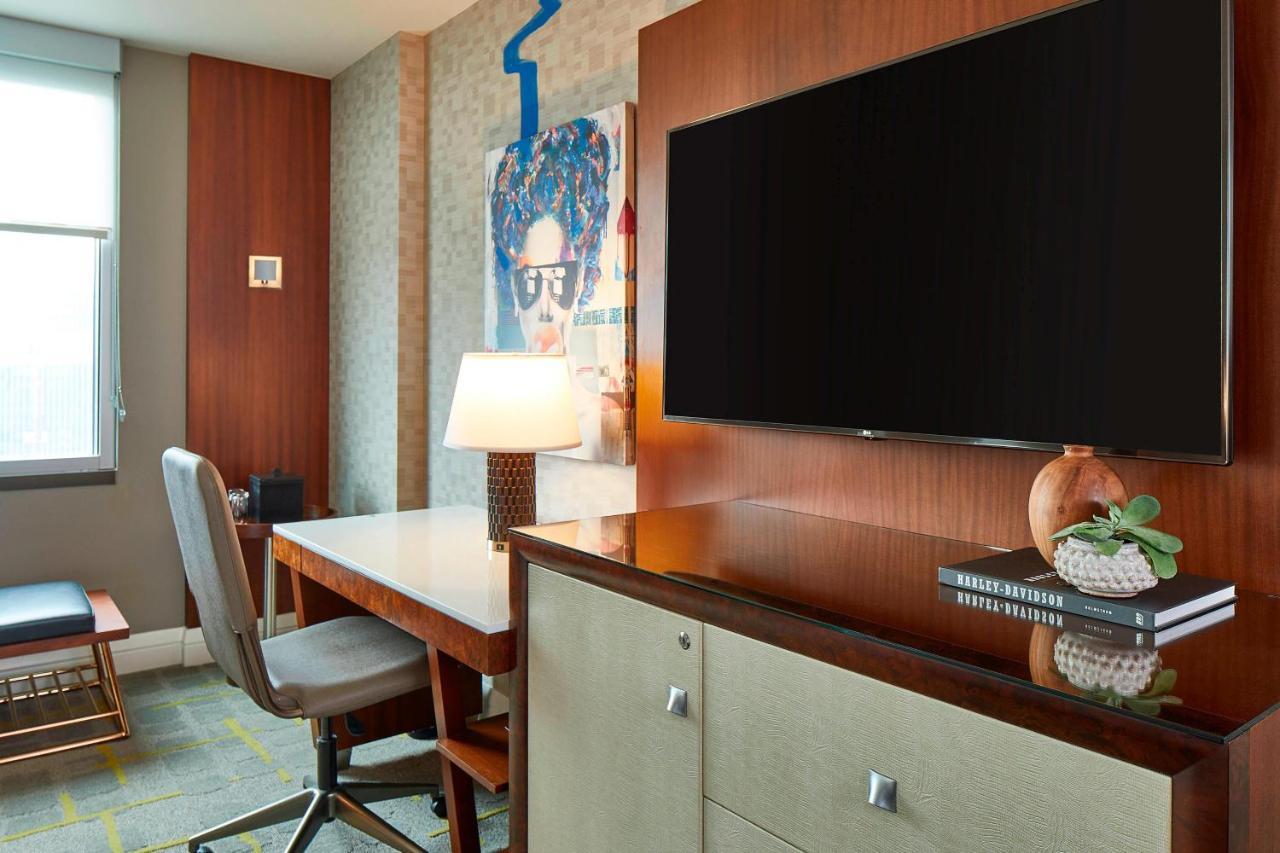 Queen Room with Two Queen Beds and City View