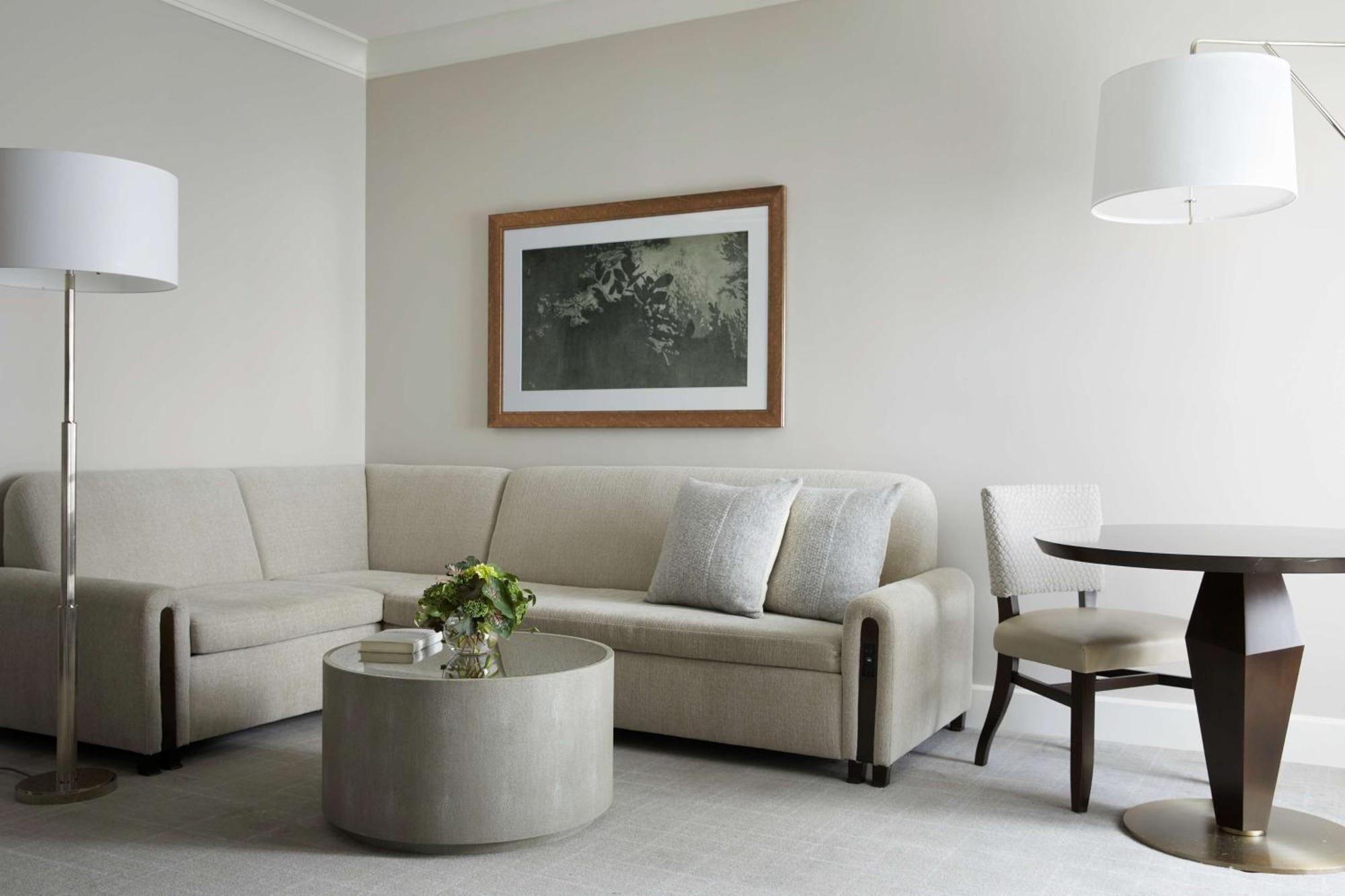 Junior King Suite with Balcony,1548816532:JPEG