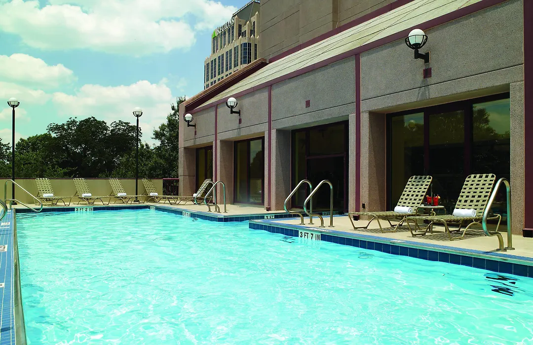 Atlanta Marriott Suites Midtown-1