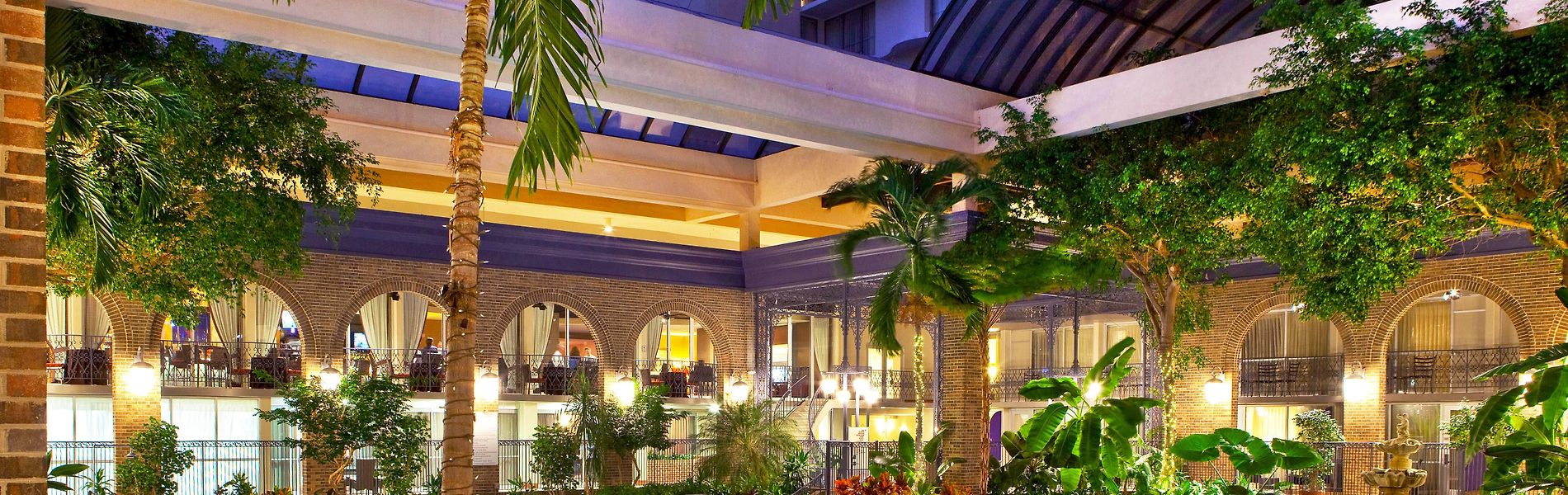 Top 26 Luxury Hotels Near Mercedes Benz Stadium, United